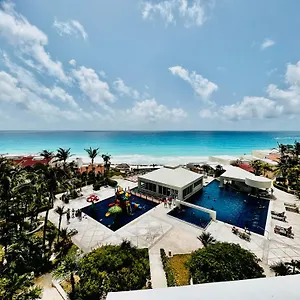 Solymar On The Cancun